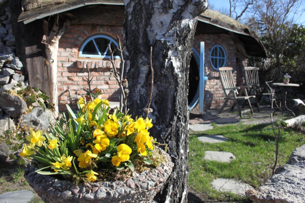 Bed and Breakfast Hobbit Stockholm à Nacka Extérieur photo